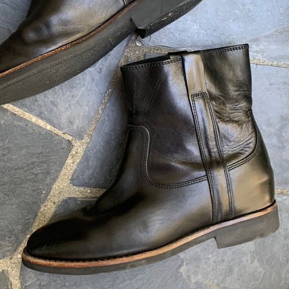 Isabel Marant "Susee" Leather Ankle Boots - Picture 5 of 16